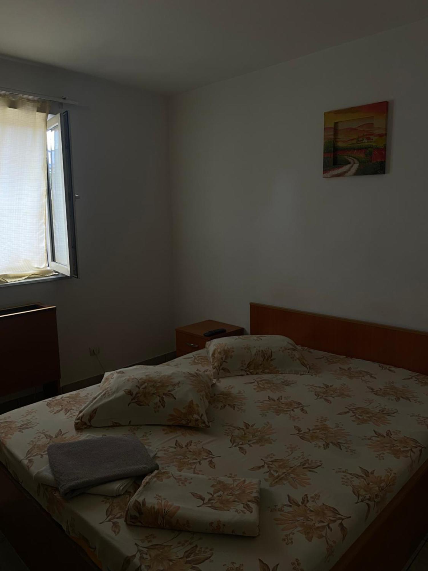 Quiet Garden 1St Floor Villa Bükreş Dış mekan fotoğraf